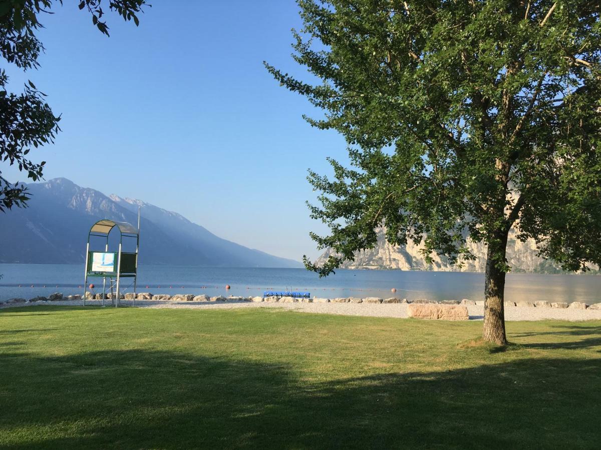 Appartamento Al Lago Riva del Garda Exterior photo