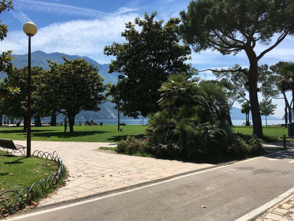 Appartamento Al Lago Riva del Garda Exterior photo